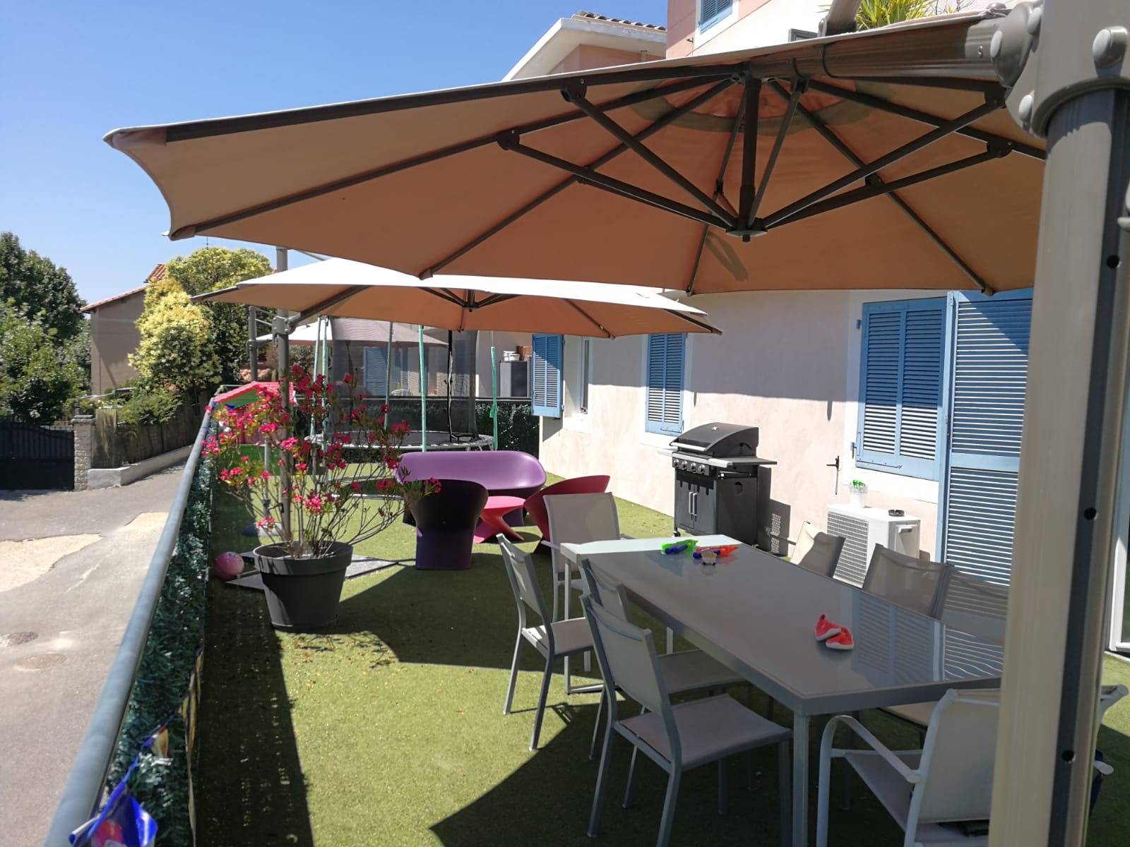 appartement T3 RECENT chateau gombert CROIX ROUGE grande terrasse