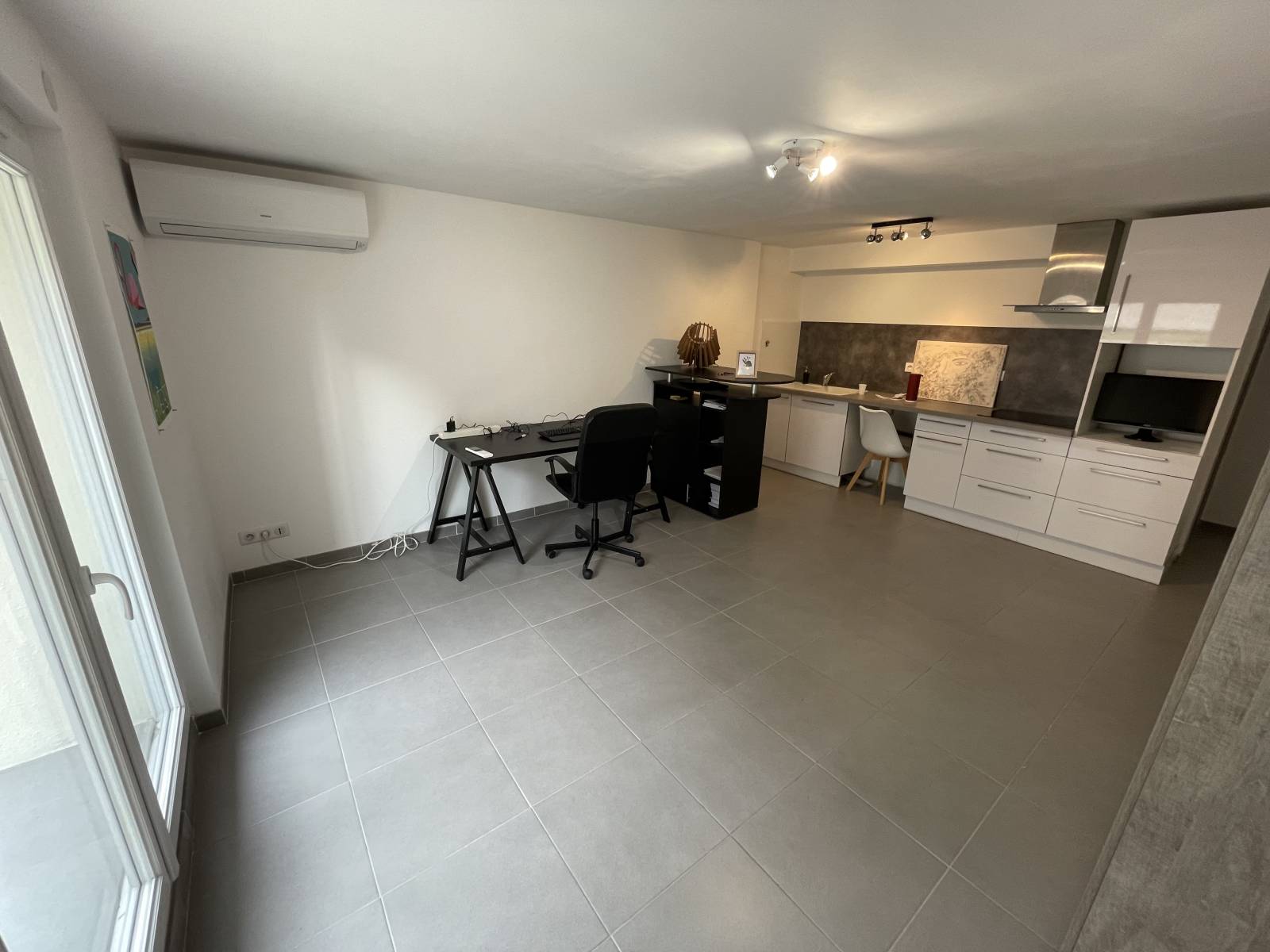 Villa deux appartements T3 et T2  les MOURETS Marseille Chateau Gombert calme