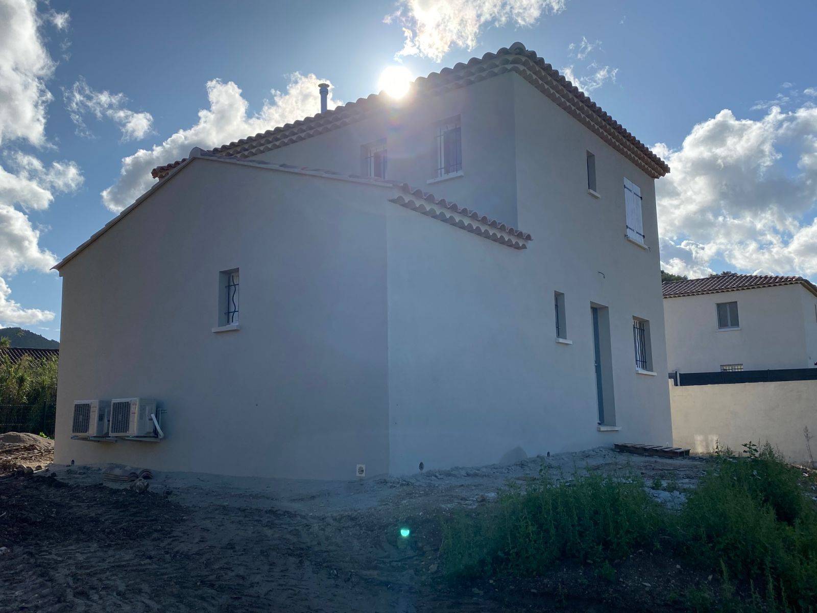 Villa Neuve T5 avec garage Plan de Cuques  