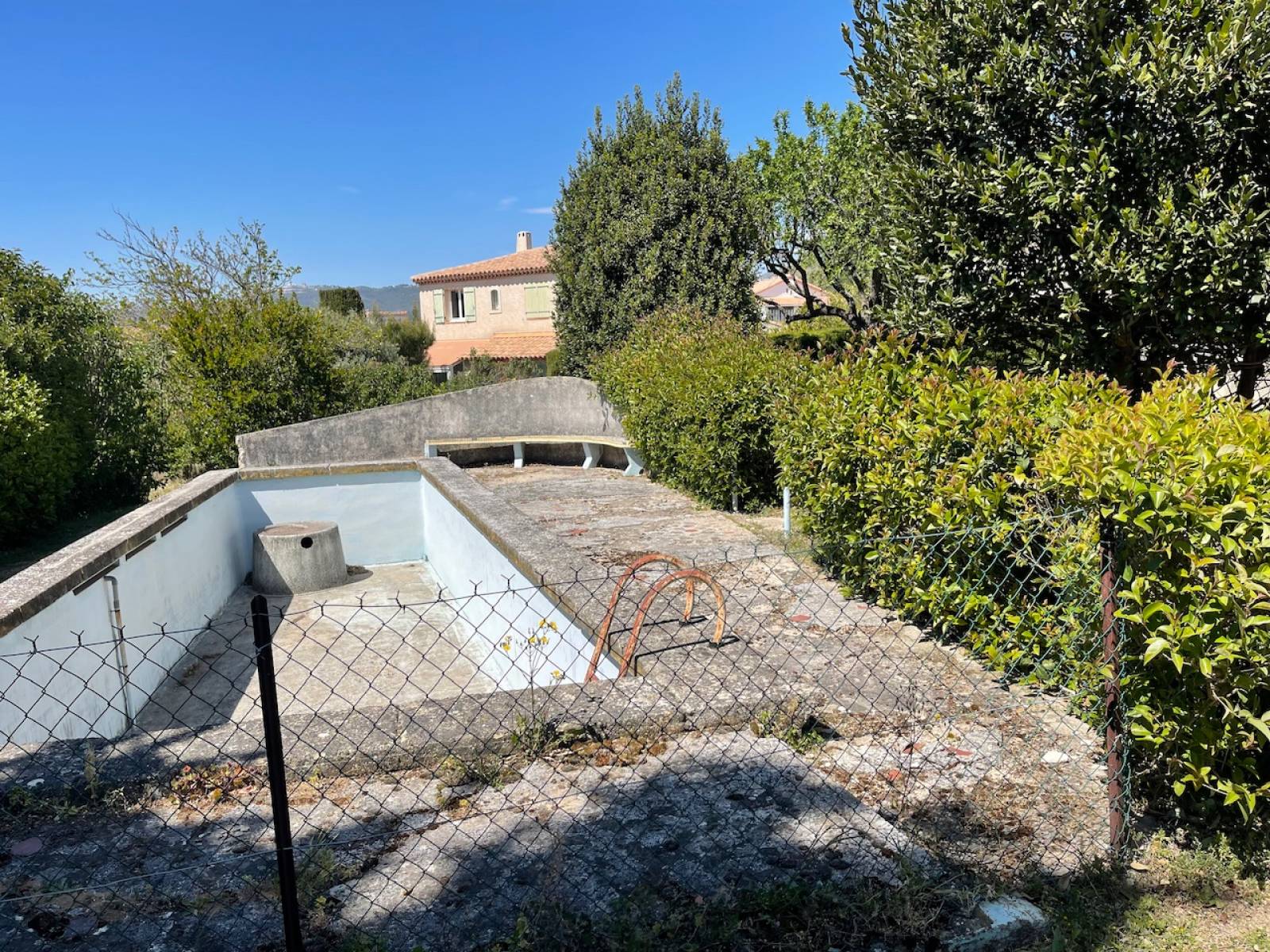 Rez de Chaussé Type 4 Allauch/460m2 Allauch  