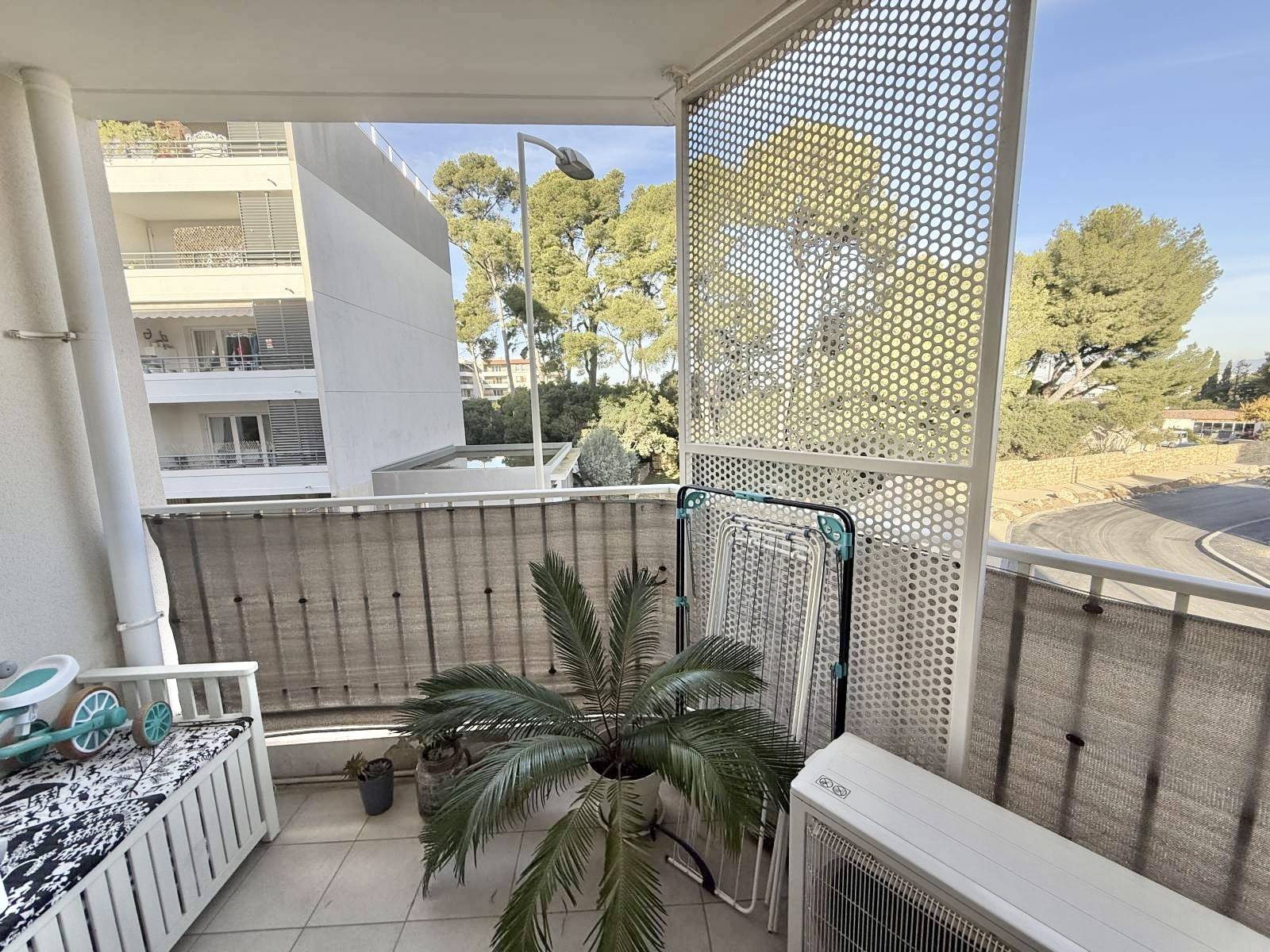 Appartement de type 3 Marseille 13009 Récent