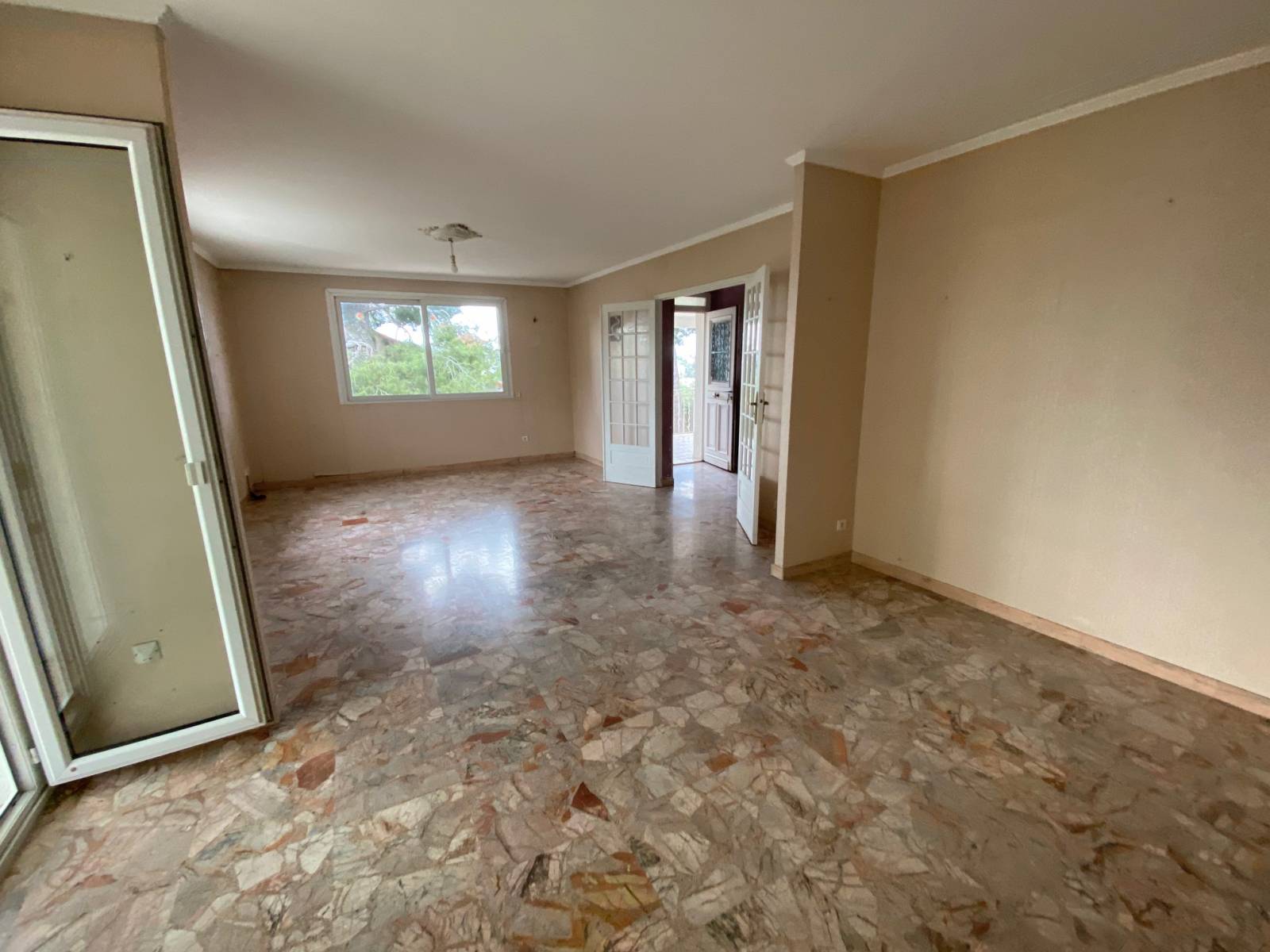 VILLA T4  104M² ALLAUCH SUR 665m² ALLAUCH  