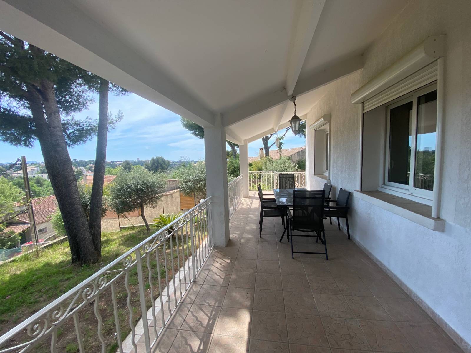 VILLA T4  104M² ALLAUCH SUR 665m² ALLAUCH  