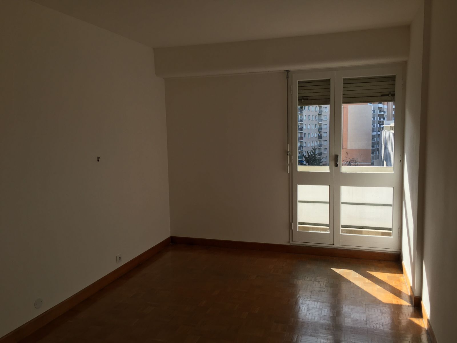 type 4 marseille 13005 saint pierre 