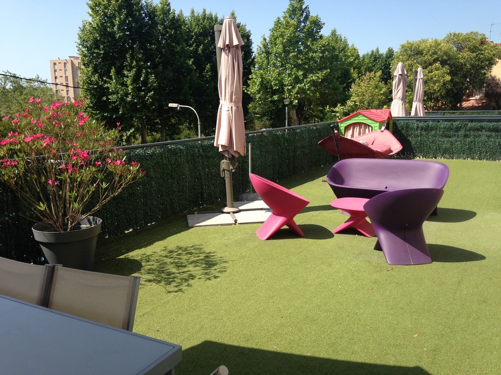 appartement T3 RECENT chateau gombert CROIX ROUGE grande terrasse