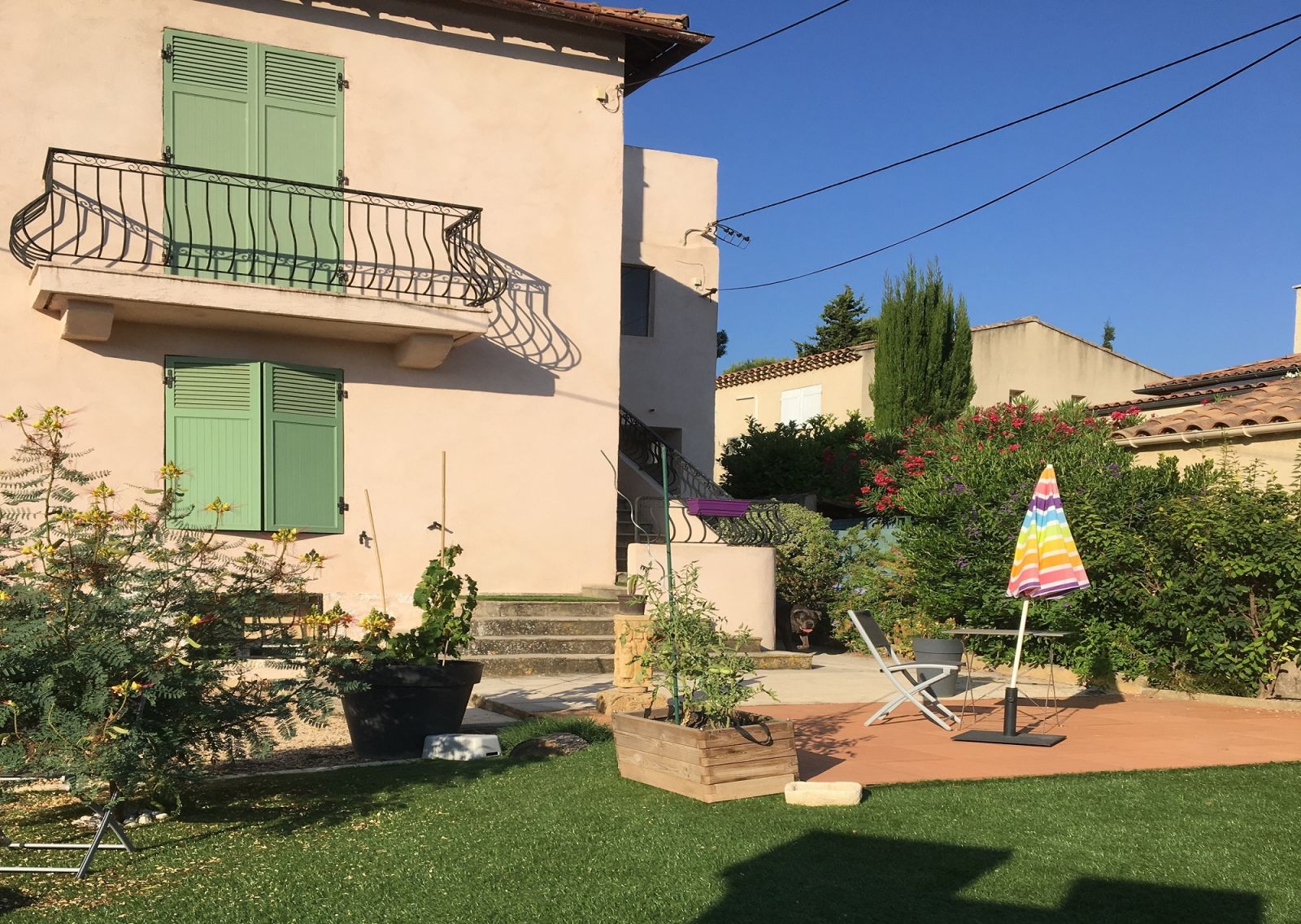 VILLA T4+T3 PLAN DE CUQUES Plan de Cuques  dependances