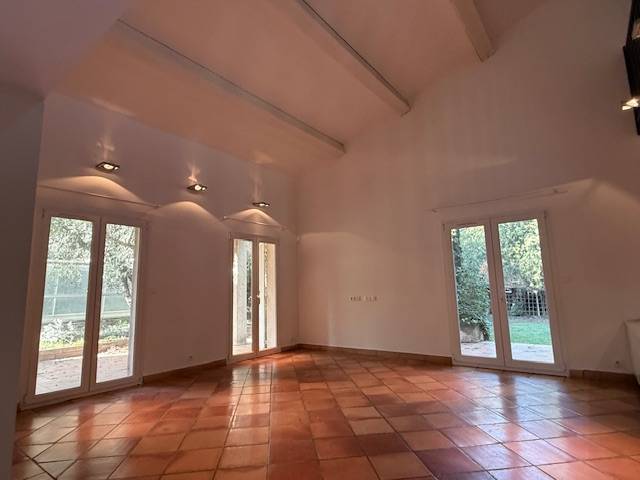 Maison type 6  de 191m² sur 2800m² Allauch  