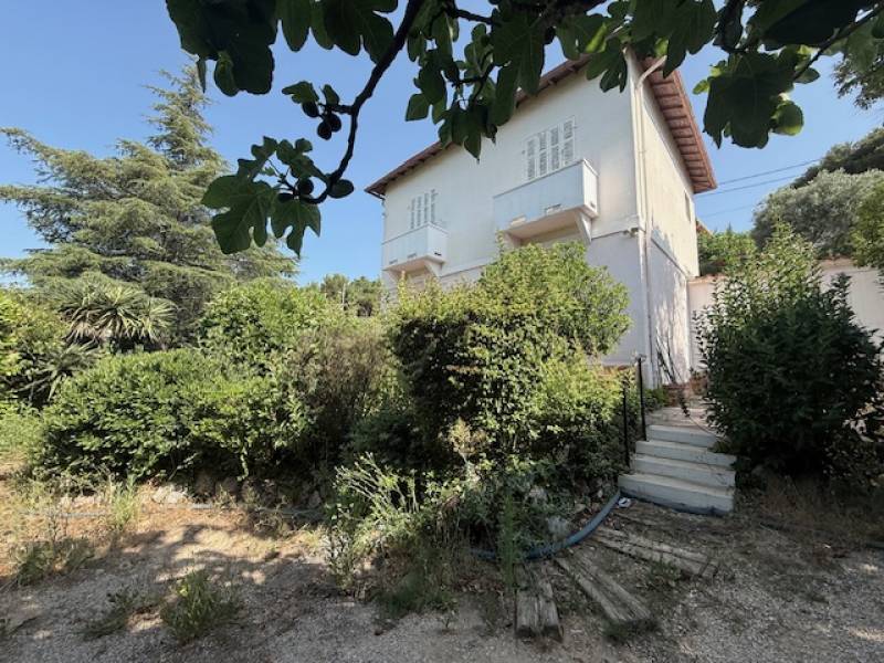 Maison Type 4 sur 850 m² Marseille Château Gombert 