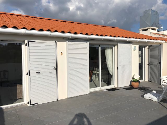 TYPE 3/4 PLAN DE CUQUES CENTRE SANS VIS A VIS