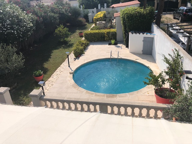 Villa de type 5 Plan de Cuques Les Boileaux Au calme