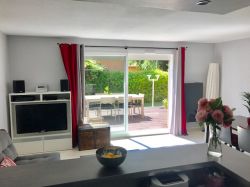 T4 rez de jardin Plan de Cuques centre 