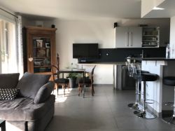 TYPE 4 ALLAUCH centre NEUF