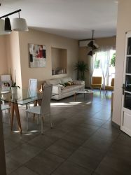 VILLA T4+T3 PLAN DE CUQUES Plan de Cuques  dependances